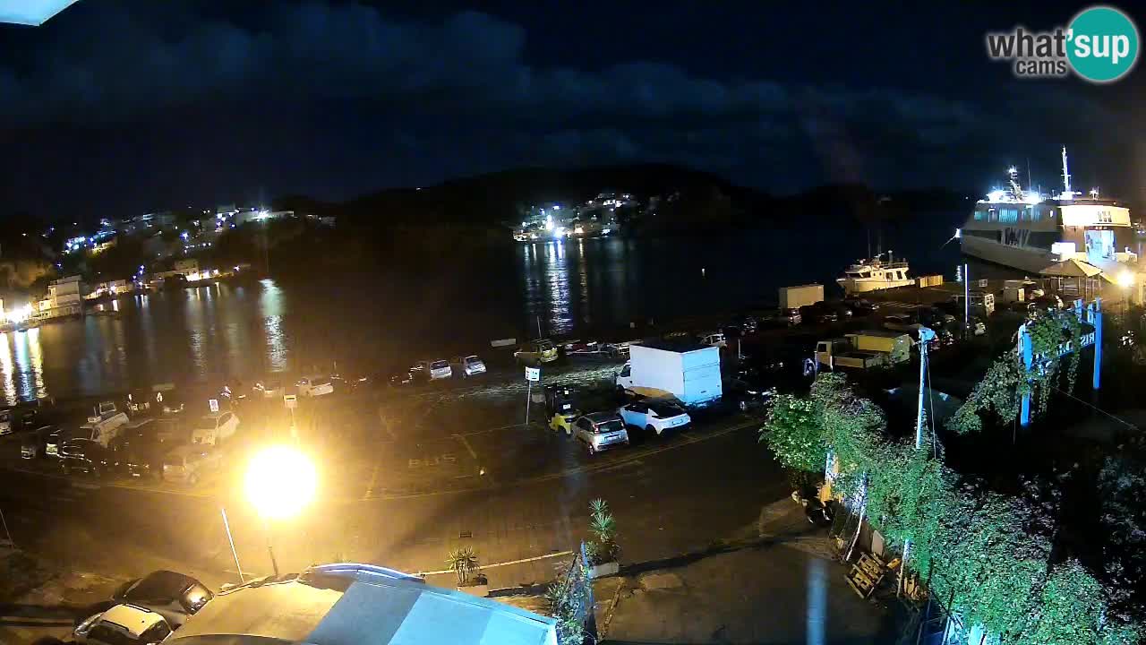 Insel Ponza Hafen webcam – Italien