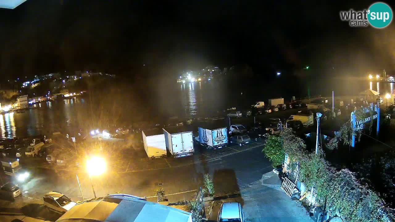 Insel Ponza Hafen webcam – Italien