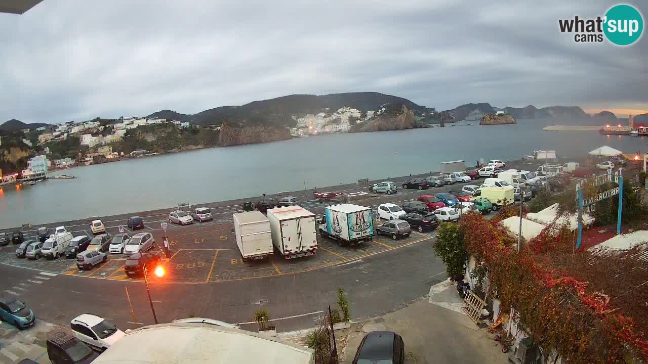 Insel Ponza Hafen webcam – Italien