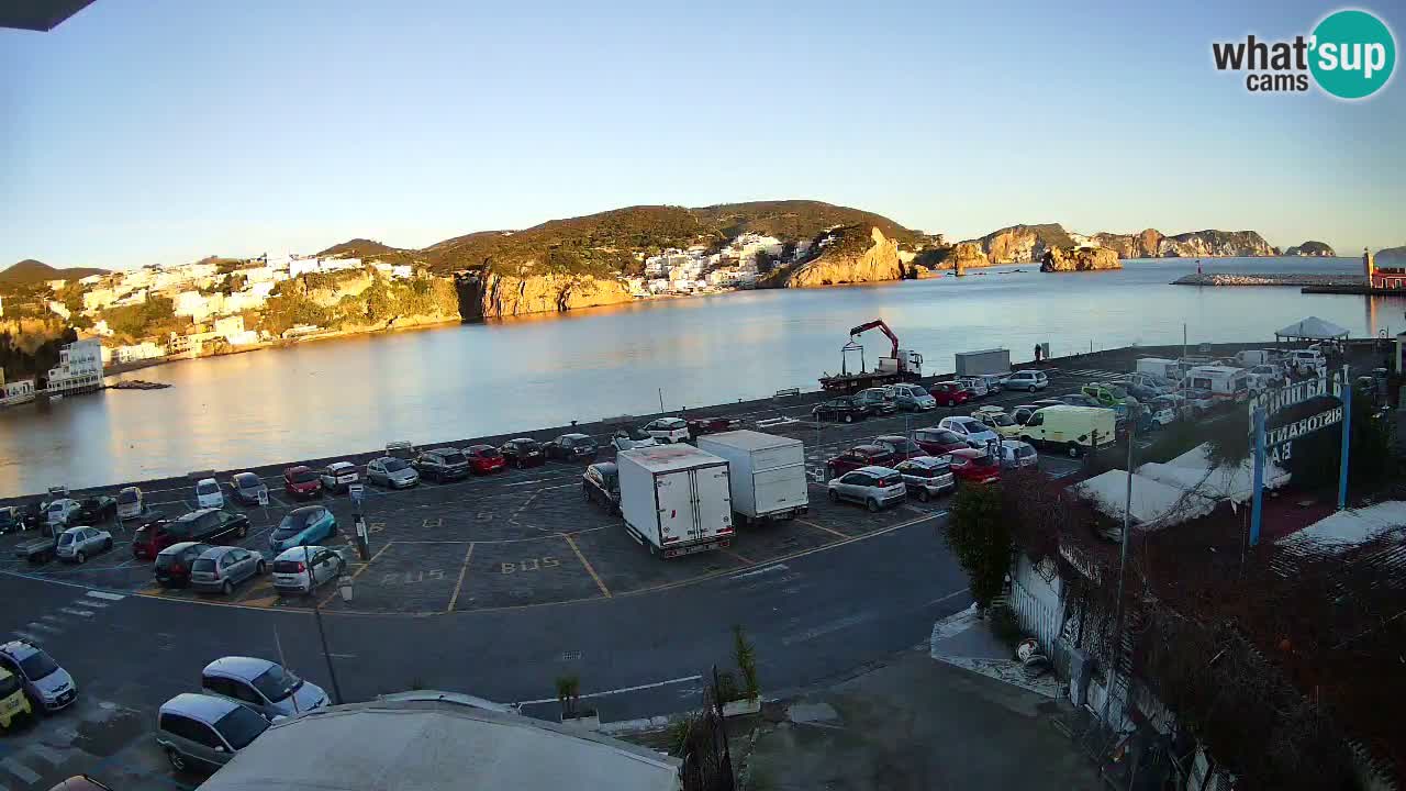 Insel Ponza Hafen webcam – Italien