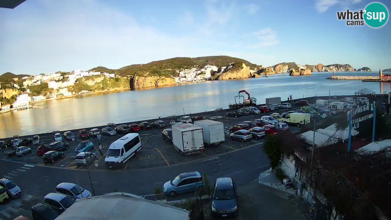 Insel Ponza Hafen webcam – Italien