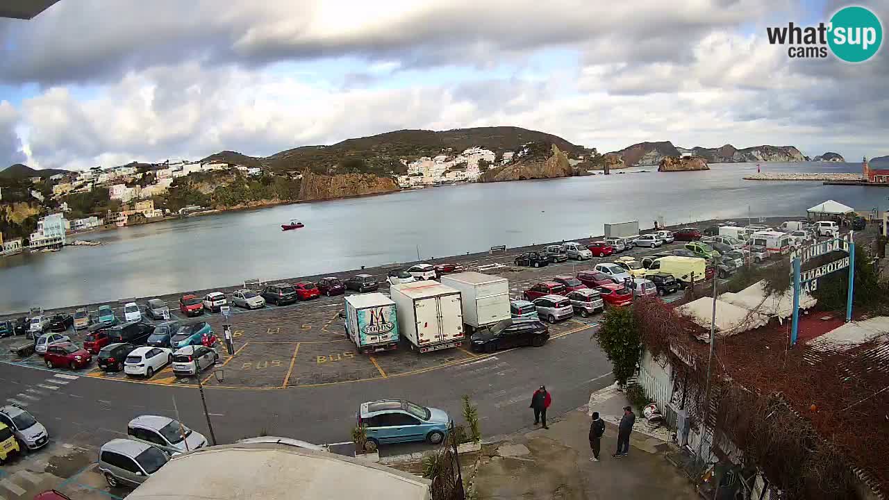 Insel Ponza Hafen webcam – Italien