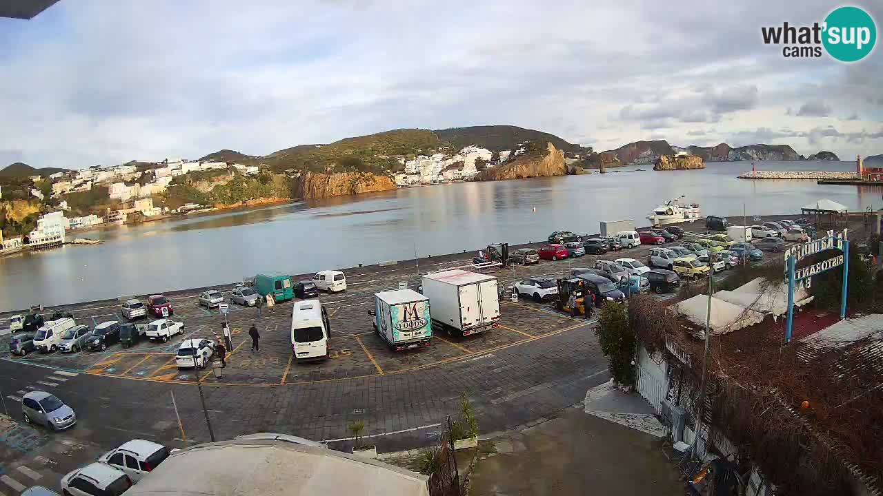 Insel Ponza Hafen webcam – Italien