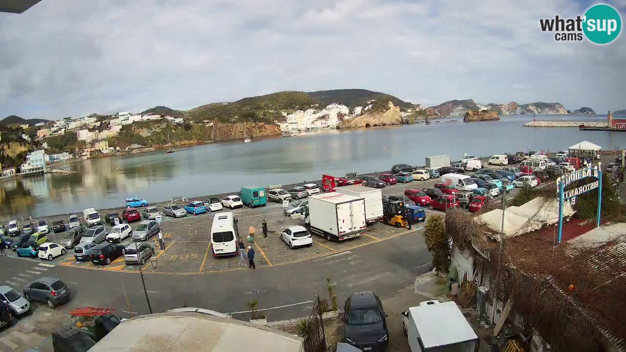 Insel Ponza Hafen webcam – Italien