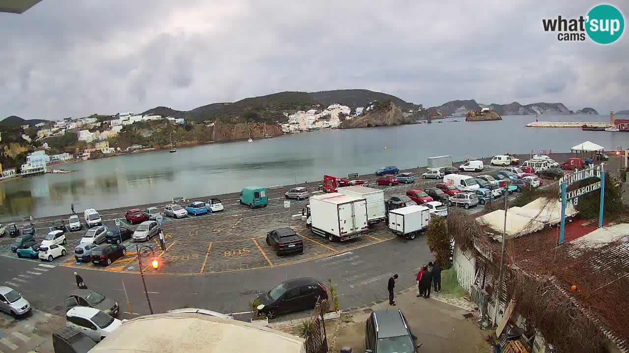 Insel Ponza Hafen webcam – Italien