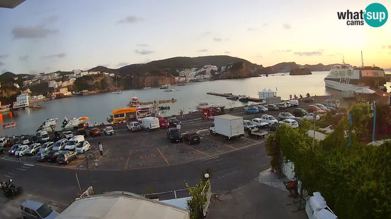 Web kamera luka Ponza – otok Ponza