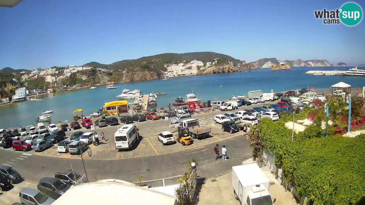 Pristanišče Ponza spletna kamera – Otok Ponza