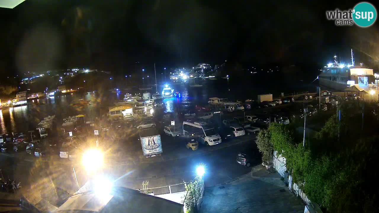 Pristanišče Ponza spletna kamera – Otok Ponza