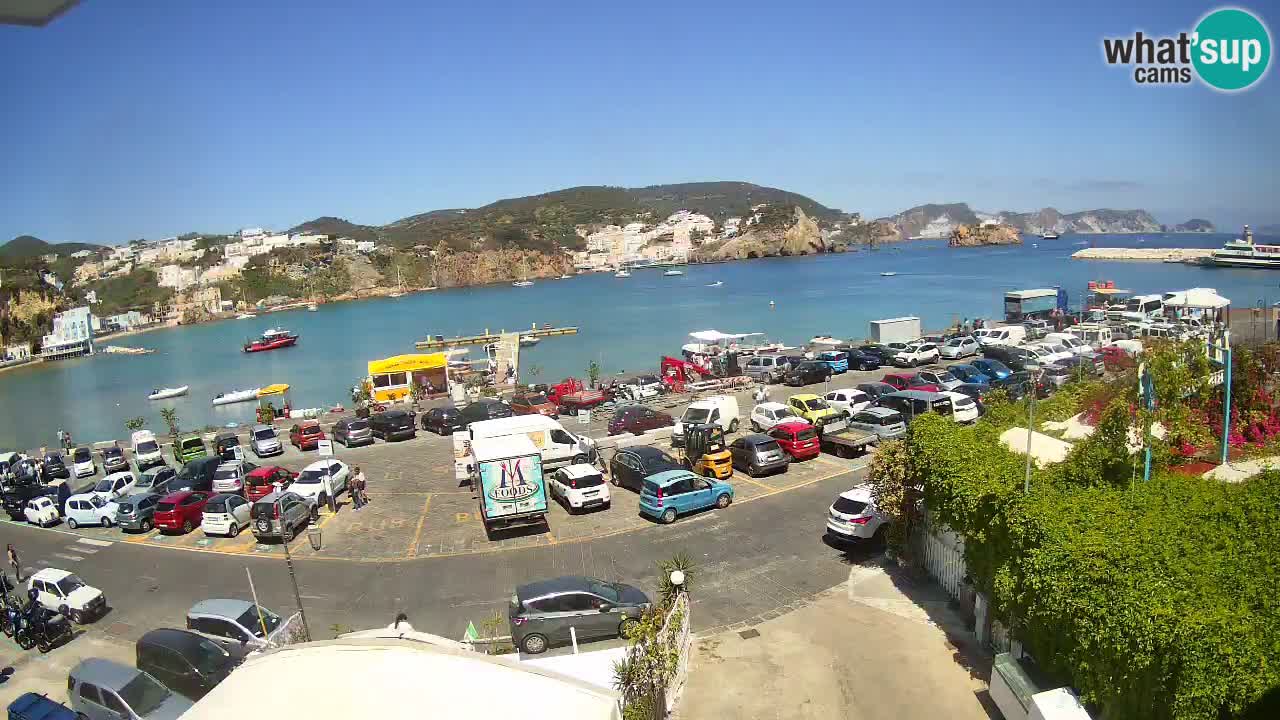 Pristanišče Ponza spletna kamera – Otok Ponza