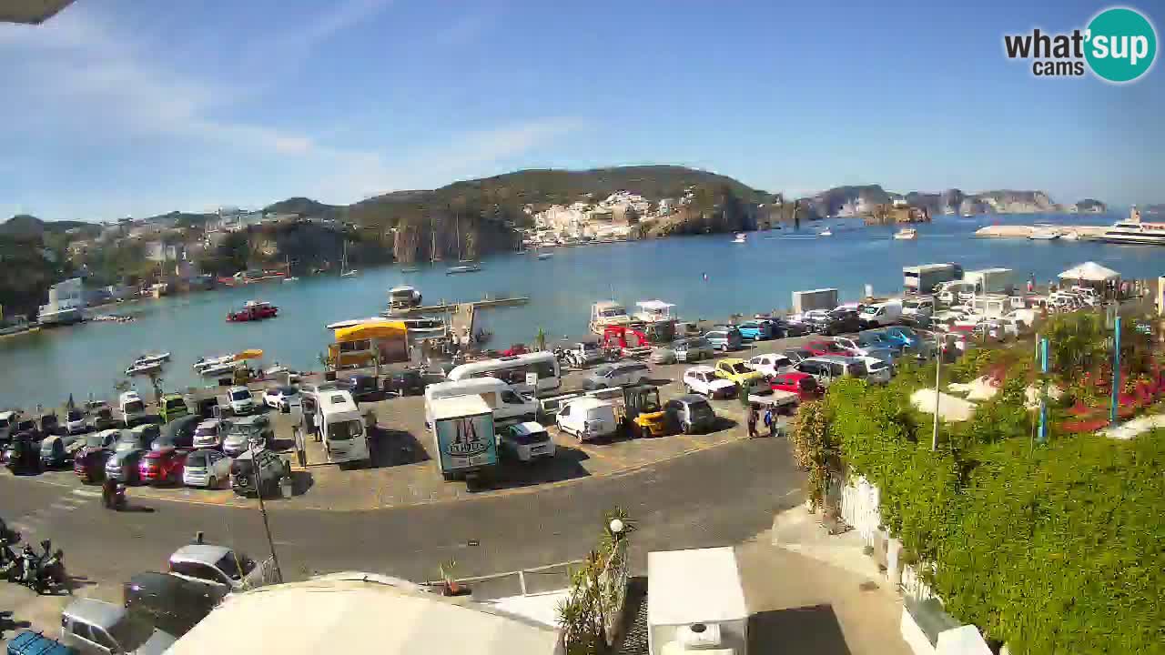 Pristanišče Ponza spletna kamera – Otok Ponza