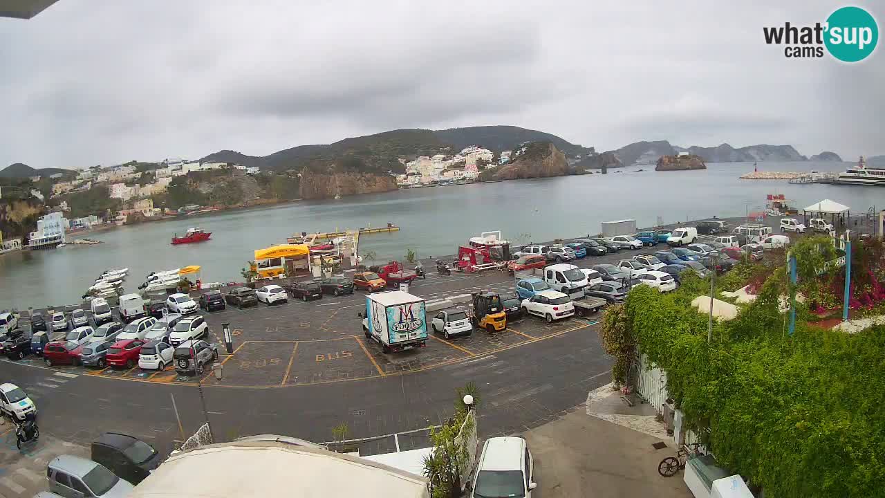 Pristanišče Ponza spletna kamera – Otok Ponza