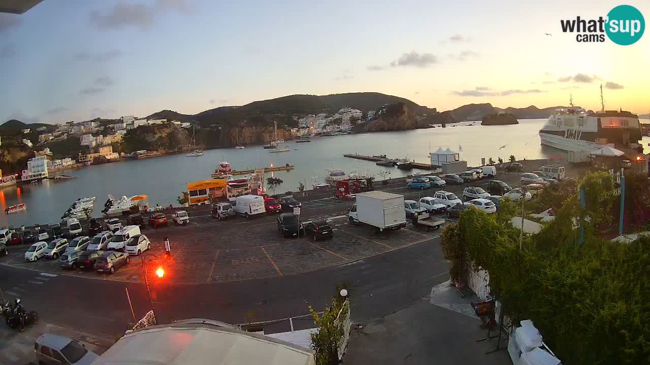 Web kamera luka Ponza – otok Ponza