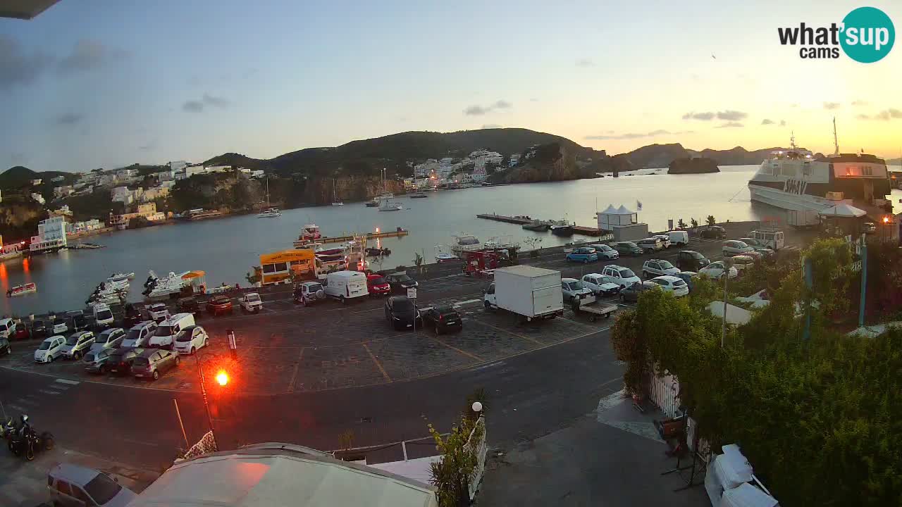 Web kamera luka Ponza – otok Ponza