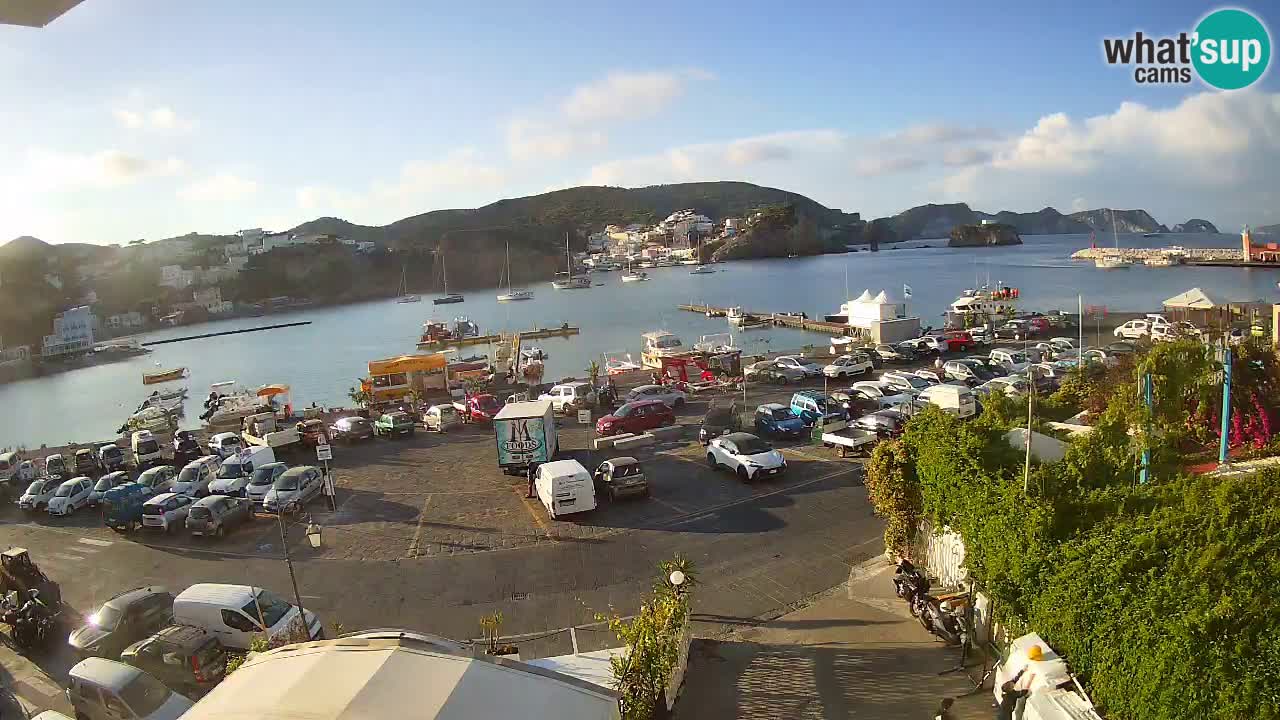 Insel Ponza Hafen webcam – Italien