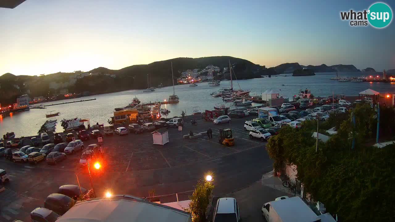 Web kamera luka Ponza – otok Ponza