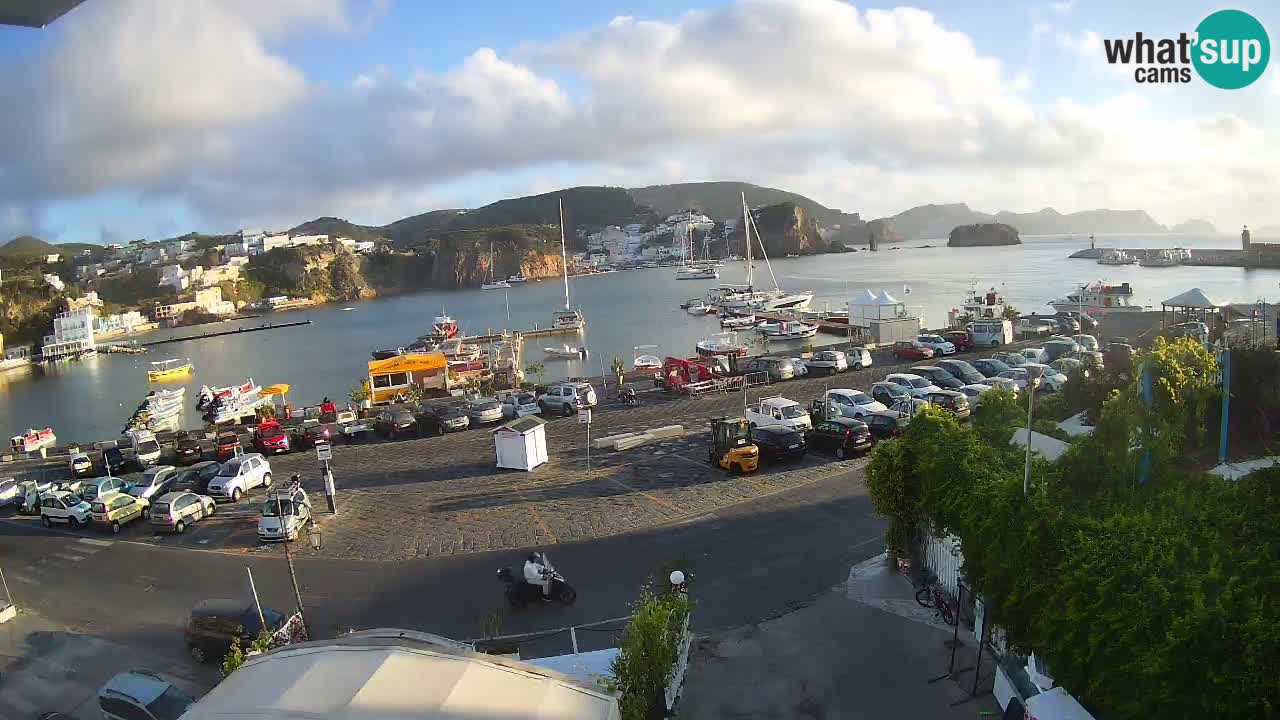 Web kamera luka Ponza – otok Ponza