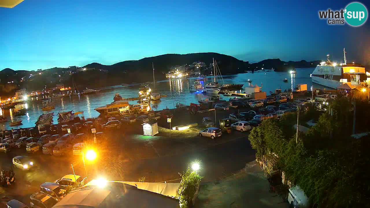 Insel Ponza Hafen webcam – Italien