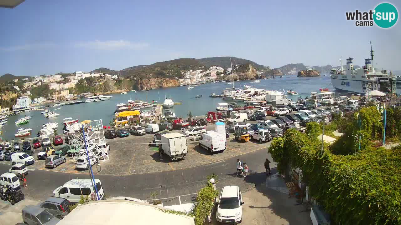Insel Ponza Hafen webcam – Italien