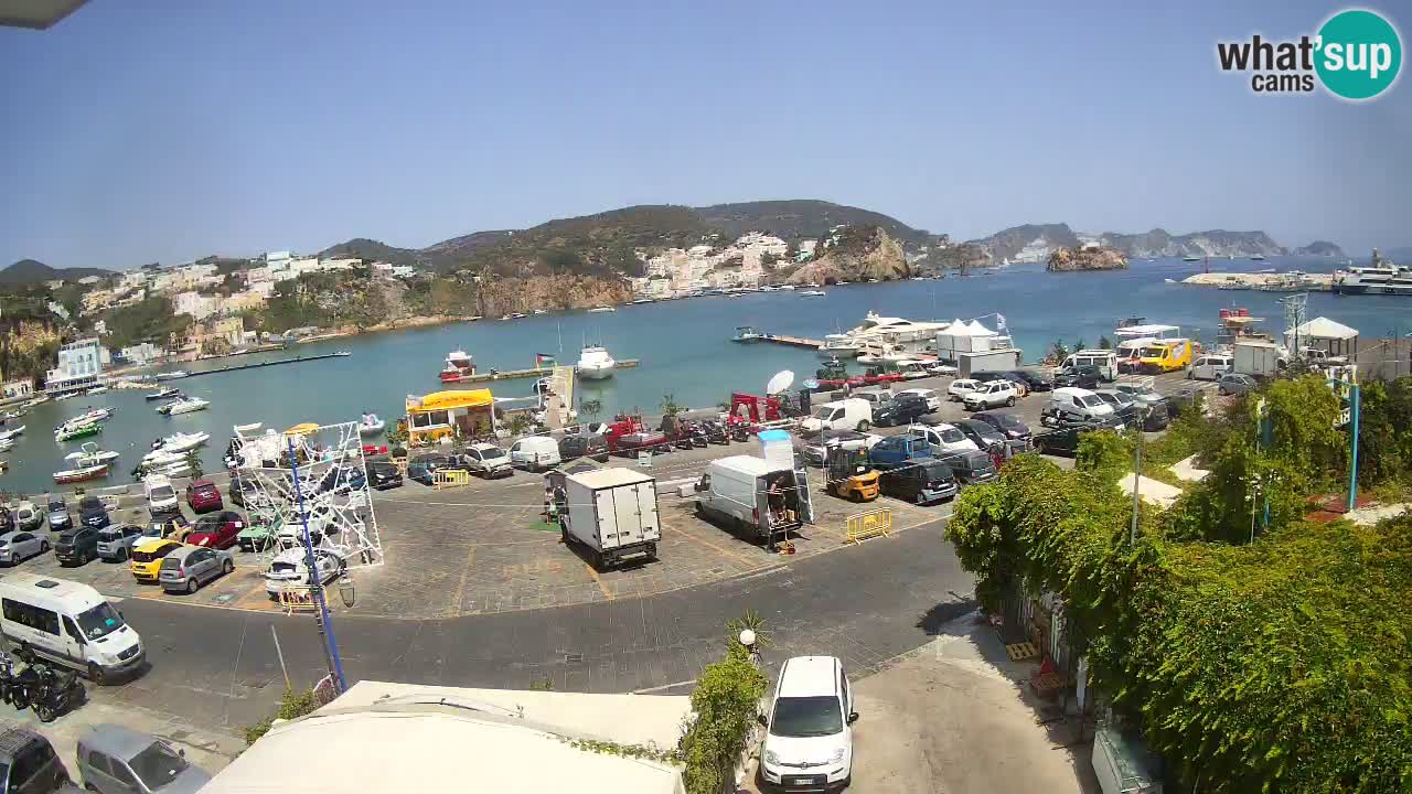 Pristanišče Ponza spletna kamera – Otok Ponza