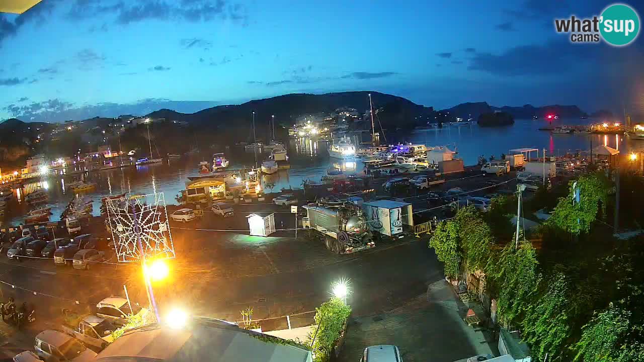 Insel Ponza Hafen webcam – Italien