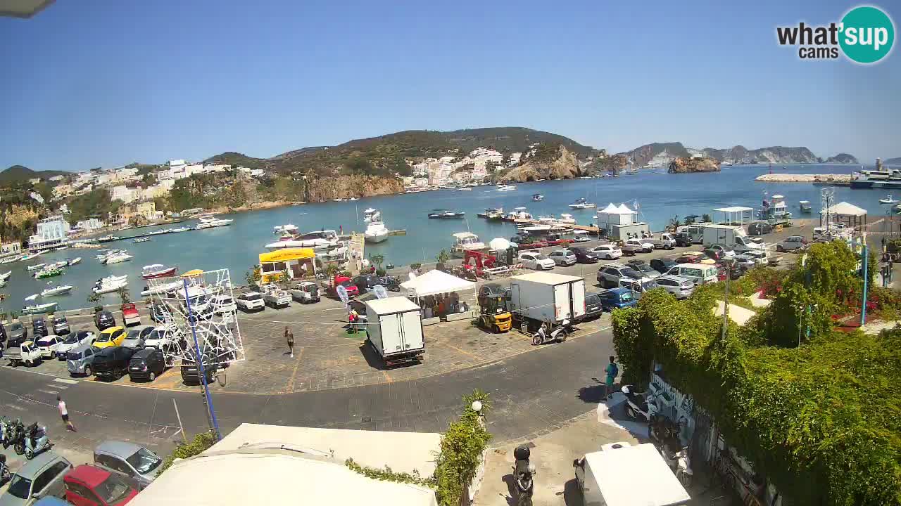 Insel Ponza Hafen webcam – Italien