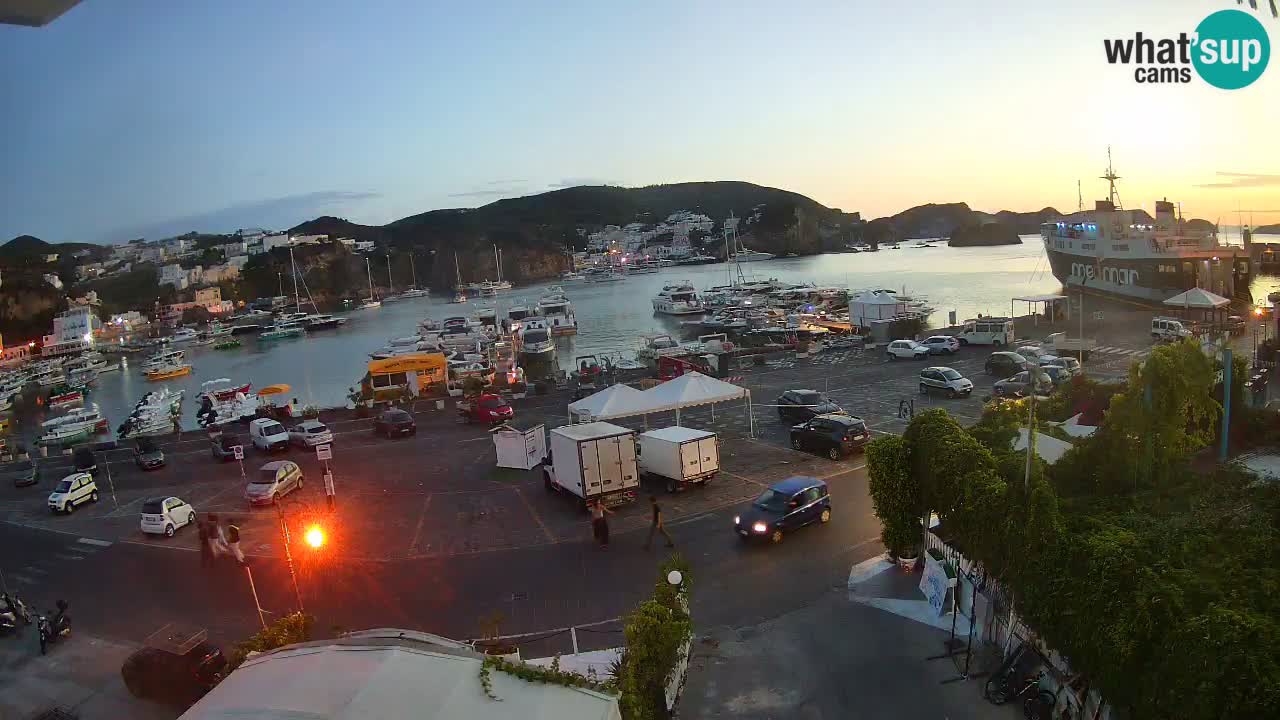 Webcam du port de Ponza – Île de Ponza