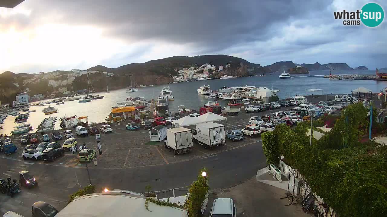 Webcam du port de Ponza – Île de Ponza