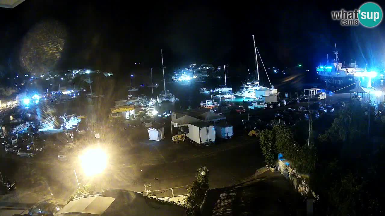Pristanišče Ponza spletna kamera – Otok Ponza
