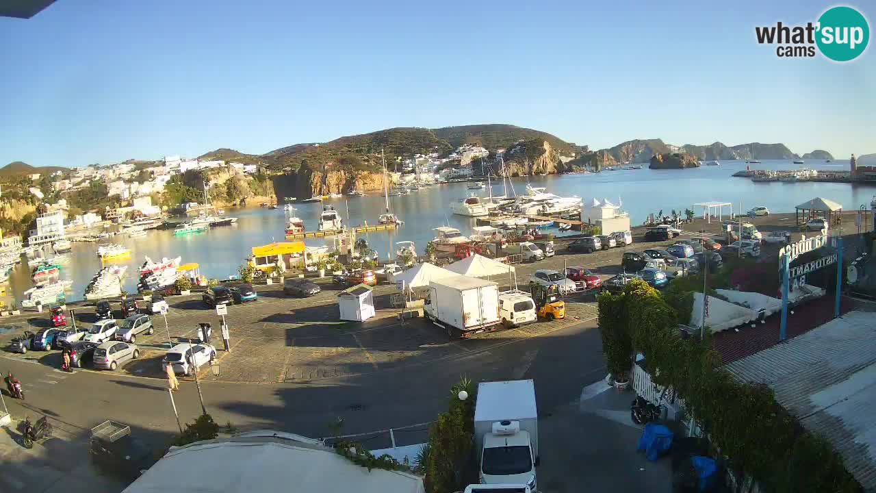 Insel Ponza Hafen webcam – Italien