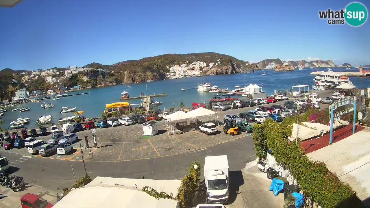 Pristanišče Ponza spletna kamera – Otok Ponza