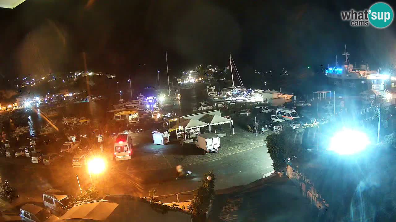 Pristanišče Ponza spletna kamera – Otok Ponza