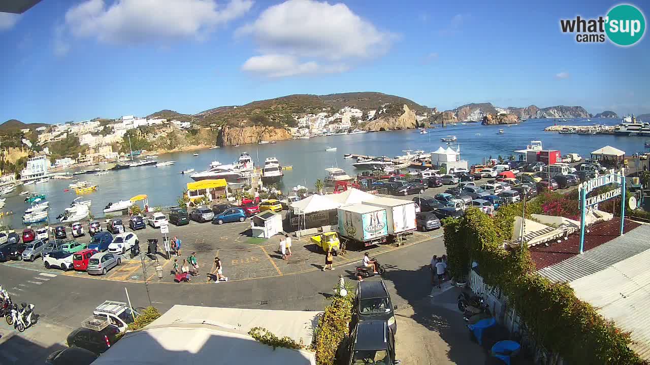 Pristanišče Ponza spletna kamera – Otok Ponza