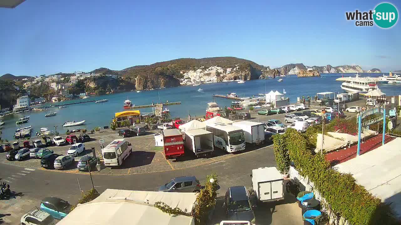 Pristanišče Ponza spletna kamera – Otok Ponza