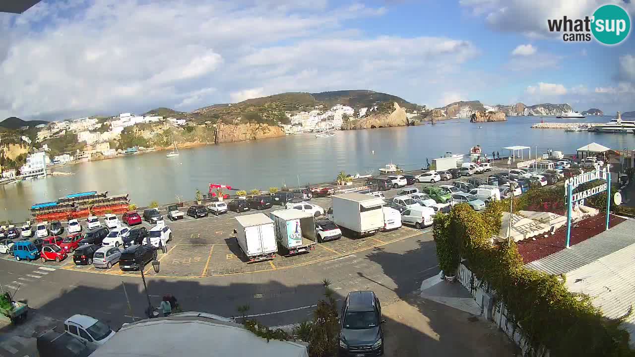 Insel Ponza Hafen webcam – Italien