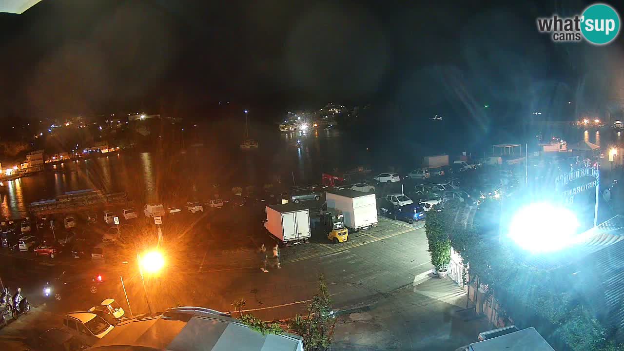 Insel Ponza Hafen webcam – Italien