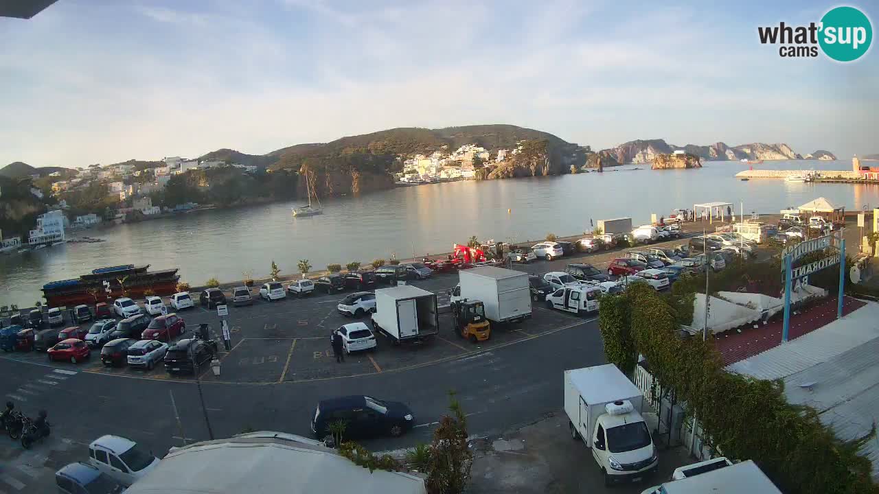 Pristanišče Ponza spletna kamera – Otok Ponza