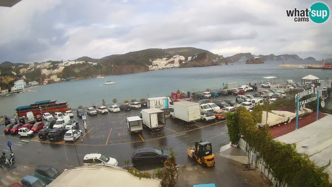 Pristanišče Ponza spletna kamera – Otok Ponza