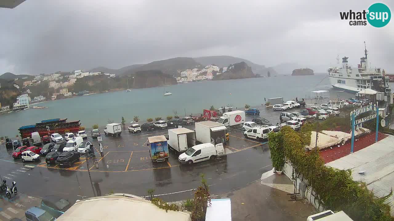 Pristanišče Ponza spletna kamera – Otok Ponza