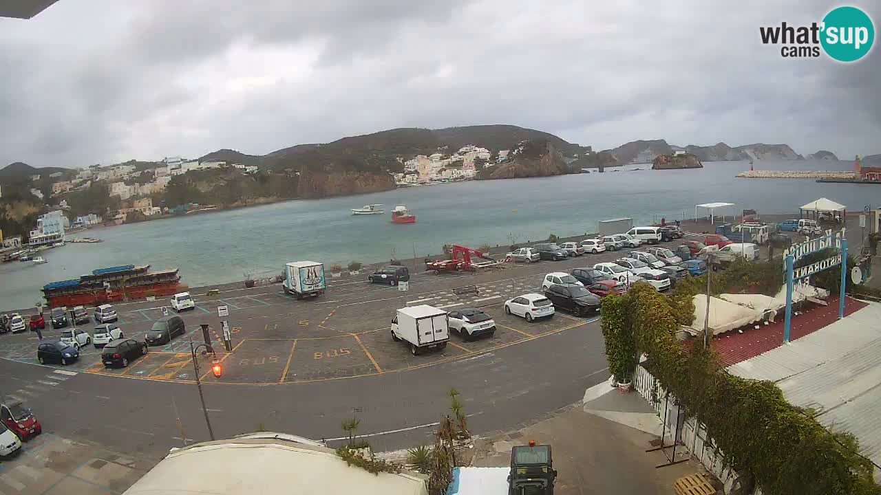 Pristanišče Ponza spletna kamera – Otok Ponza