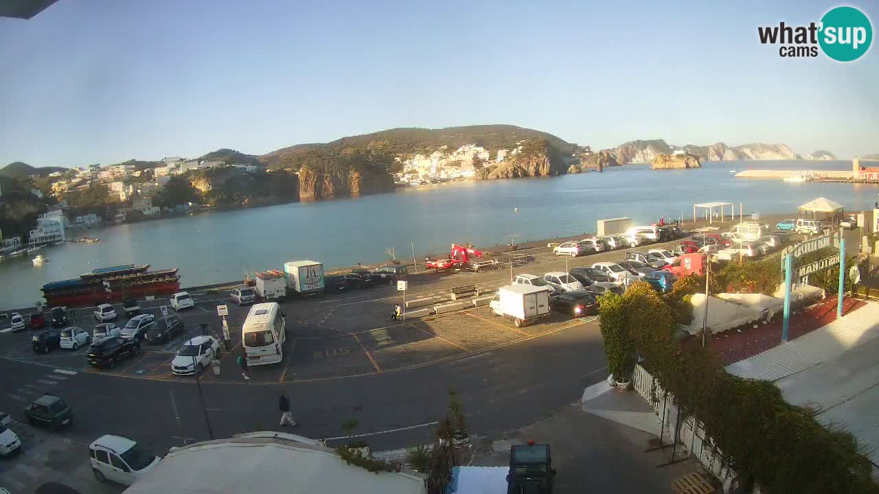 Insel Ponza Hafen webcam – Italien