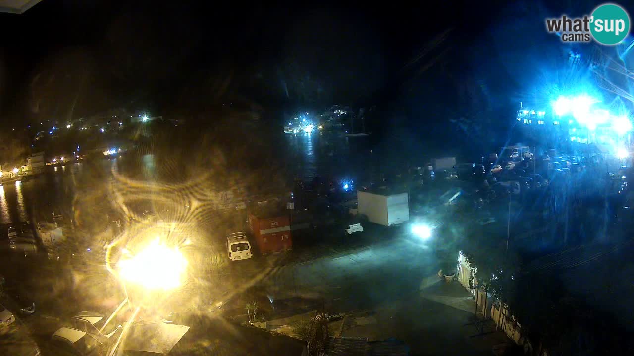 Insel Ponza Hafen webcam – Italien