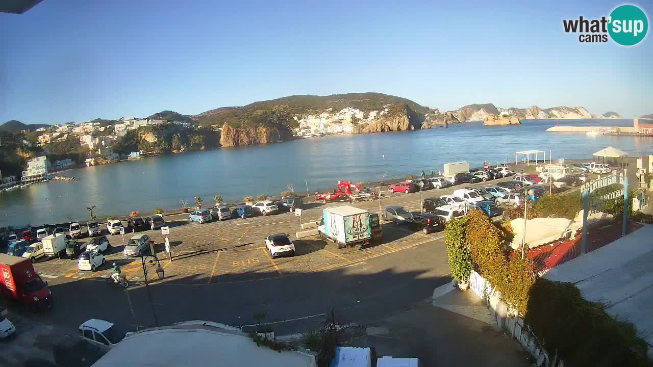 Pristanišče Ponza spletna kamera – Otok Ponza