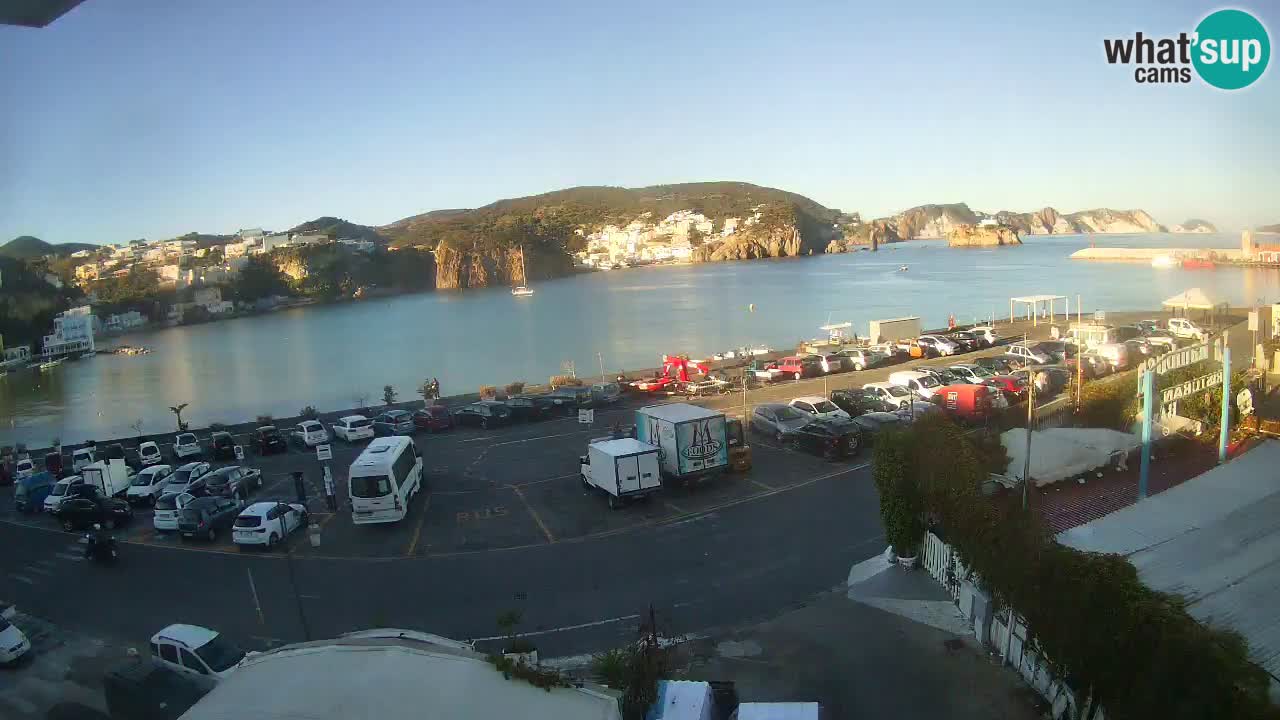 Insel Ponza Hafen webcam – Italien