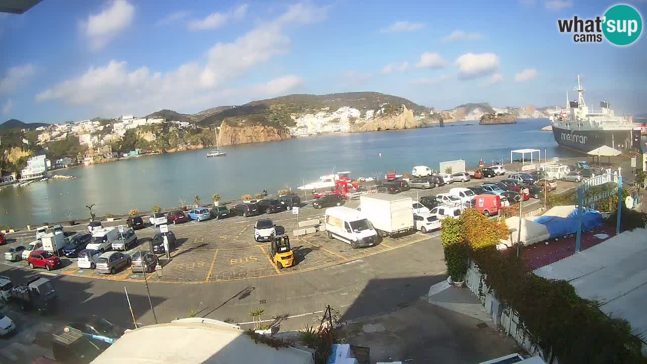 Pristanišče Ponza spletna kamera – Otok Ponza