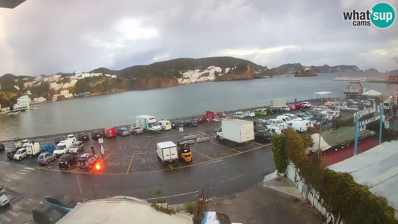 Insel Ponza Hafen webcam – Italien