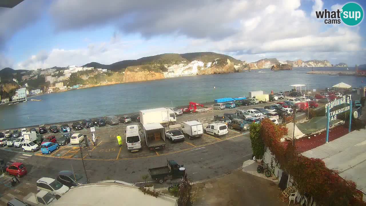 Pristanišče Ponza spletna kamera – Otok Ponza