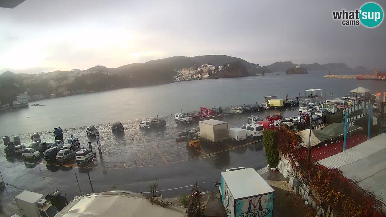 Insel Ponza Hafen webcam – Italien