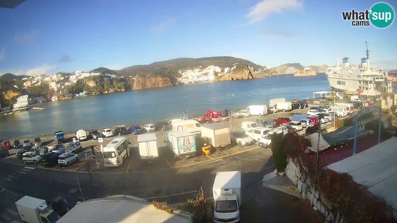 Pristanišče Ponza spletna kamera – Otok Ponza
