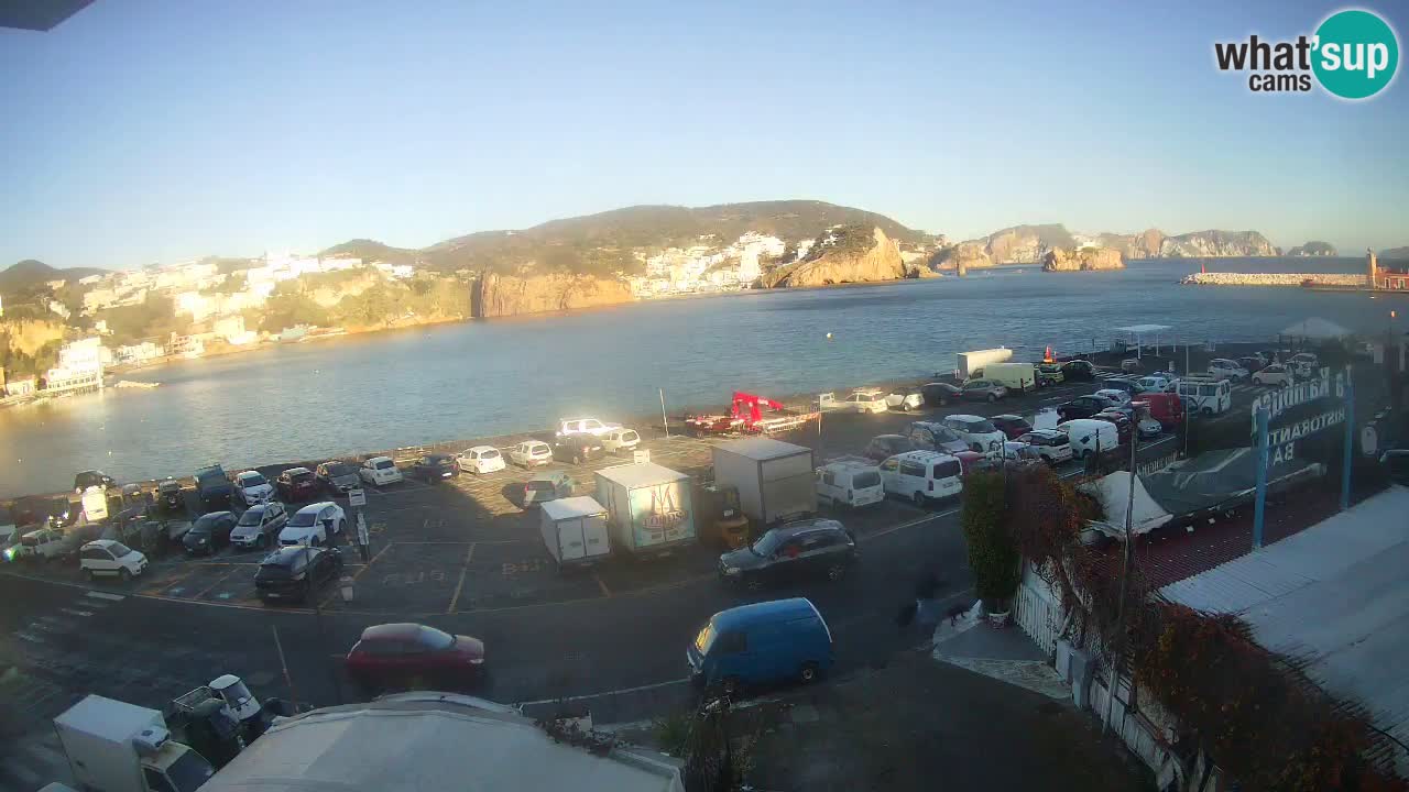 Pristanišče Ponza spletna kamera – Otok Ponza