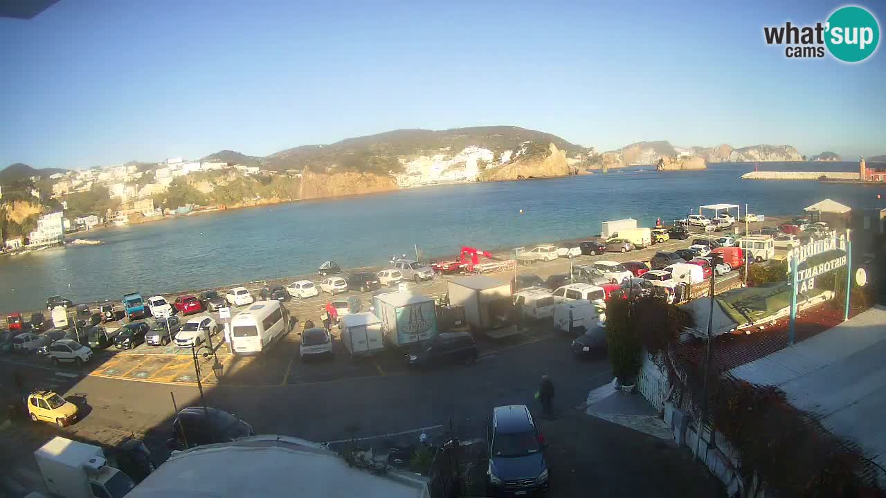 Pristanišče Ponza spletna kamera – Otok Ponza